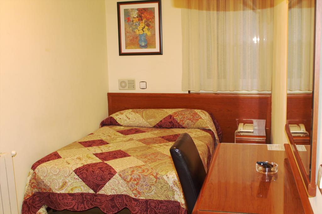 Hotel San Glorio Santander Rum bild